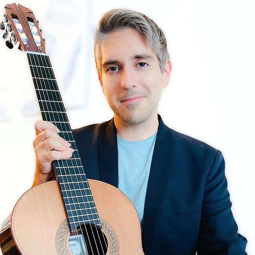 Jonathan Godfrey, guitar